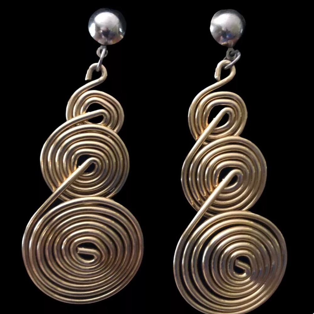 Vintage- Estate Gold Tone 3 Spirals Pierced Earrings